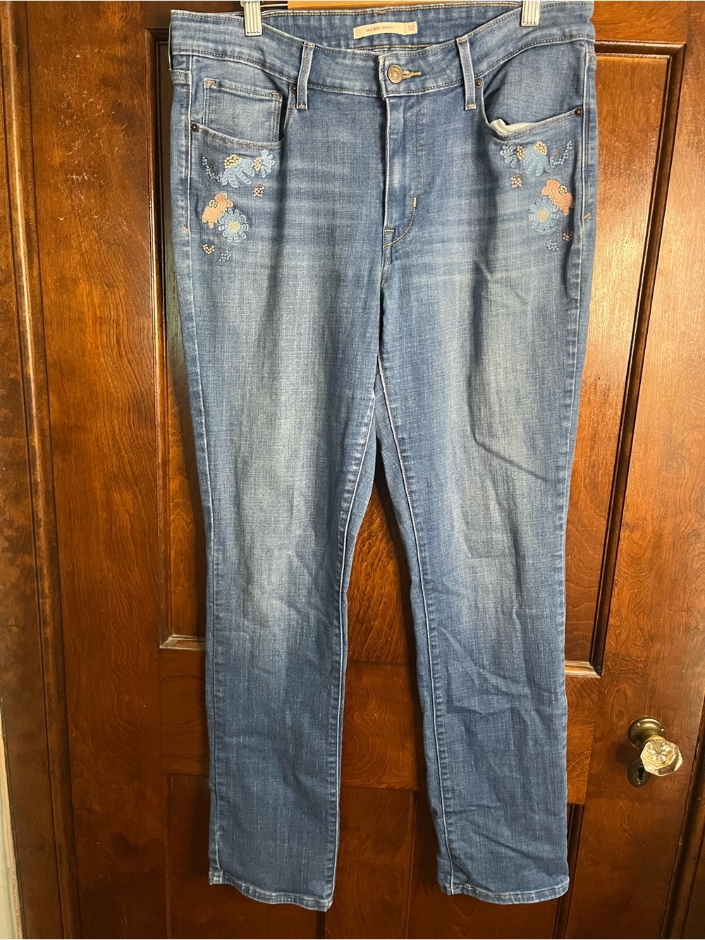 Levi’s Midi Rise Skinny Embroidered Jeans Size 32/14 Boho